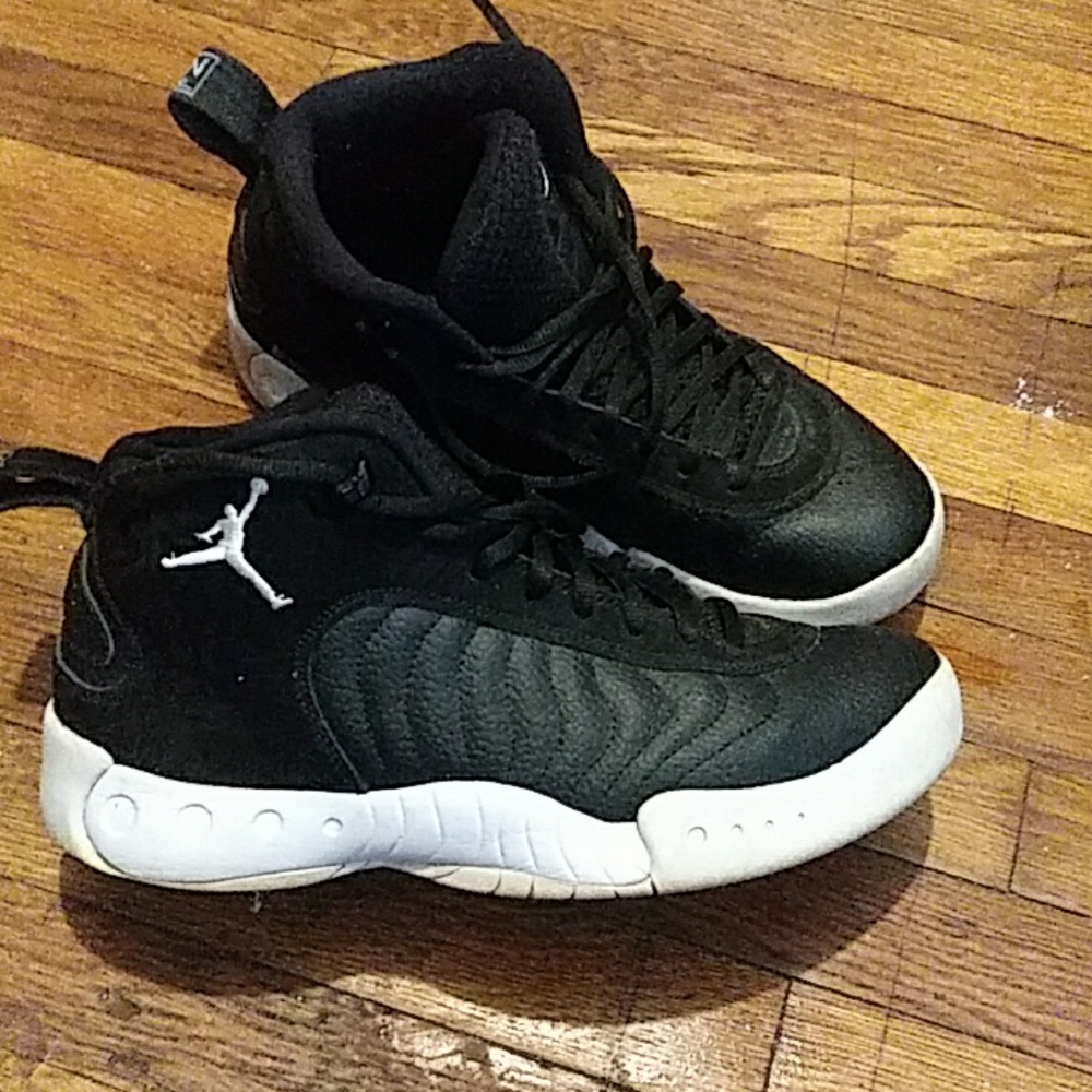 Jordan Jumpman Pro basketball size 9.5 sneaker blk